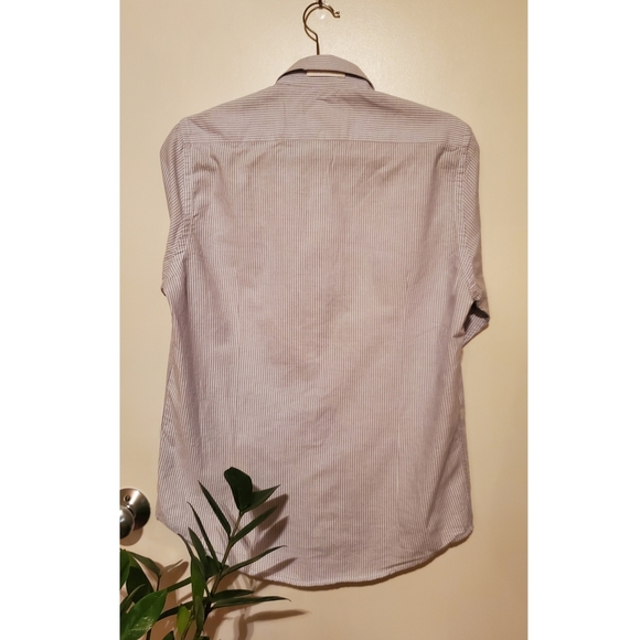 Saks Fifth Avenue trim fit long sleeve button-up - Picture 2 of 7